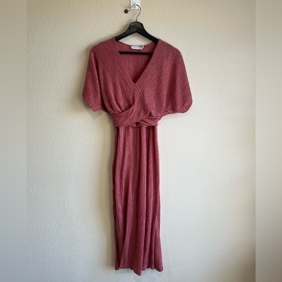 ALL IN FAVOR Coral Pink Phoebe V-Neck Midi summer Dress M - Picture 1 of 6